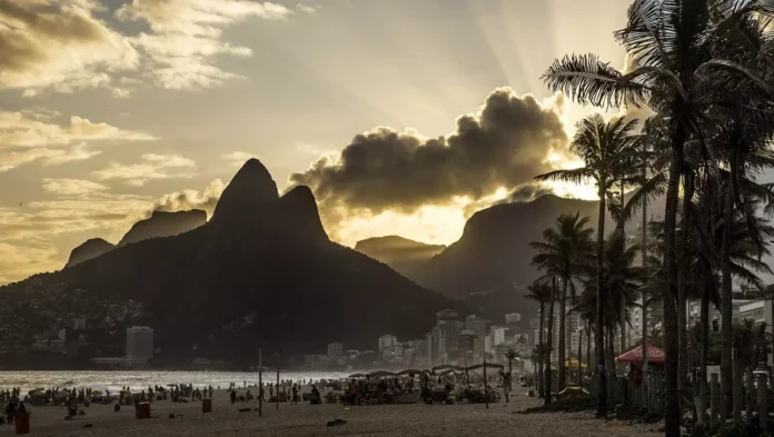 554€ Atenas a Río de Janeiro ida y vuelta Marzo 2026